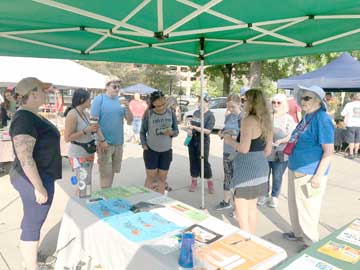 Northern Kentucky sustainability tour at the farmers market